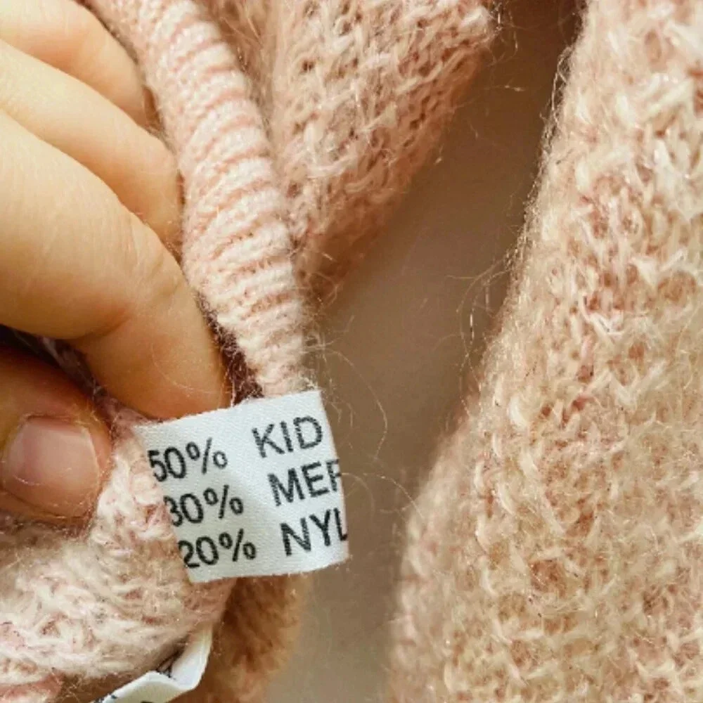 VINTAGE - Rare Giusi Slaviero Parma Italy Shoulder Tassel V-neck Sweater - Picture 10 of 10